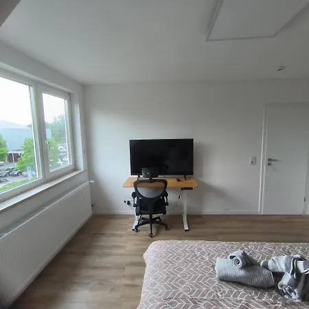 2 Og Deluxe Mit 3 Schlafzimmern Hauptbahnhof Und Zentrumsnah Appartement *