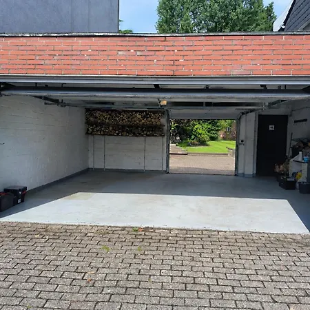 Appartement 2 Og Deluxe Mit 3 Schlafzimmern Hauptbahnhof Und Zentrumsnah *